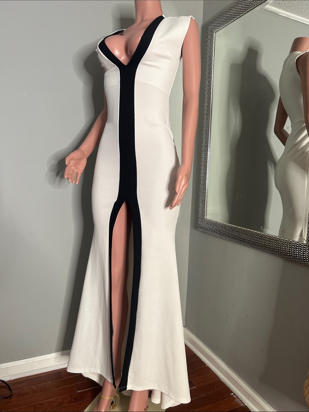Chic Ivory Maxi Dress with Black Center Panel